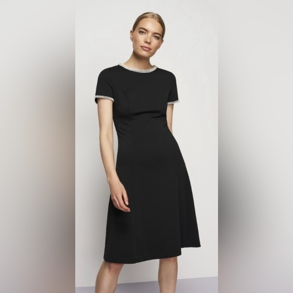 Karl Lagerfeld Dresses & Skirts - Karl Lagerfeld blk rose jacquard knt s/s pearl detail ft n flr drss SZ 14 luxury